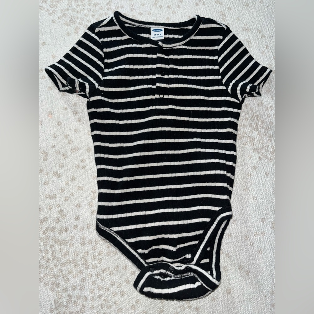 Old Navy Sets - Picture 9 of 13